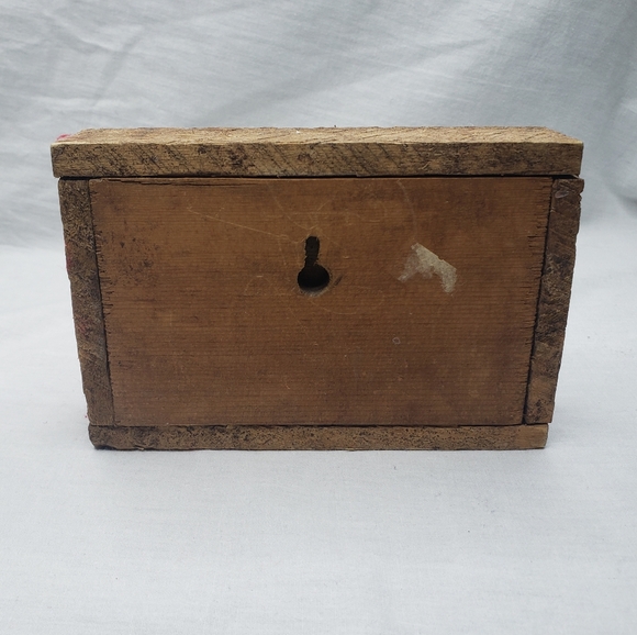 Cottage Handcrafted Wood Doll Sized Chair and Farm Fresh Egg Sign Shadowbox - Picture 4 of 9